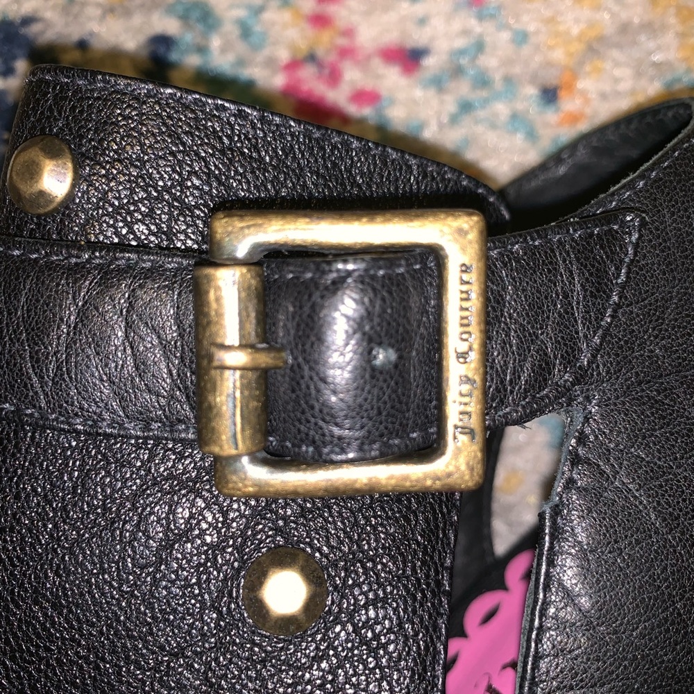 NIB Juicy Couture Black Leather Studded Wedge 6 - Picture 4 of 7